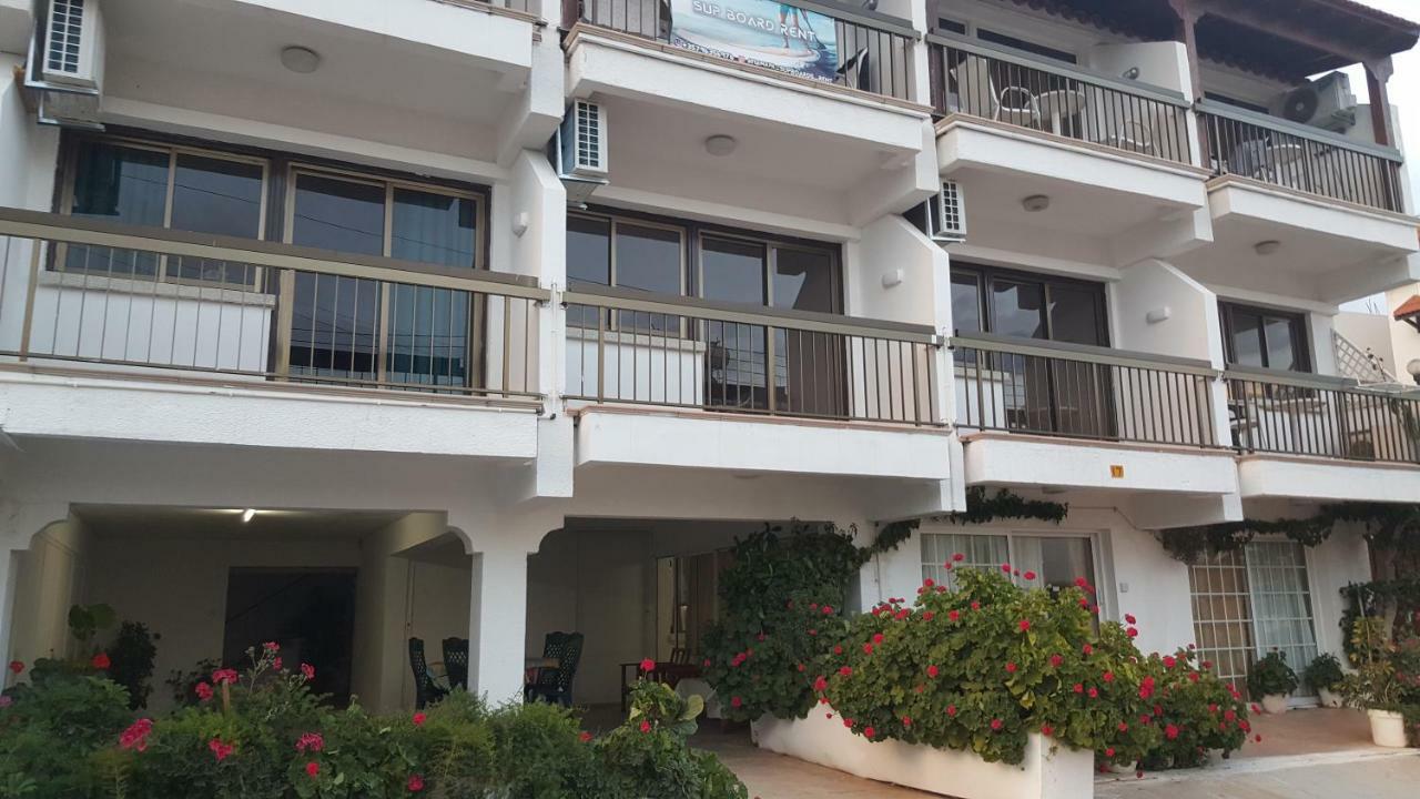 Manoli Apartments Agia Napa Exterior foto